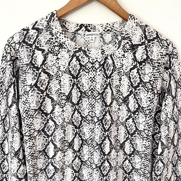 Minnie Rose Black White Snake Print Cotton Cashmere Sweater Size M Crewneck - Picture 3 of 8